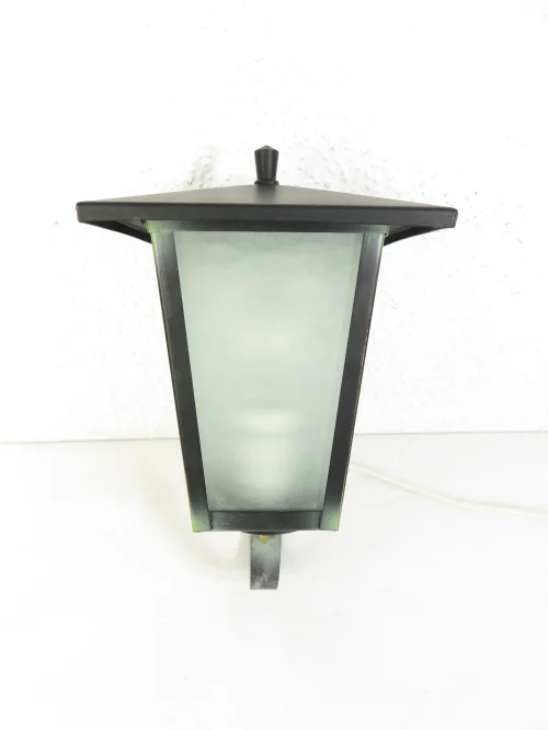 Bild 2 von 70er Ausenlampe, Wandlampe