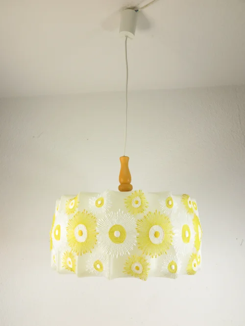 Bild 3 von 70s ceiling lamp, bedroom lamp