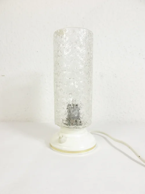 Bild 1 von lampe de table des années 70, lampe de chevet
