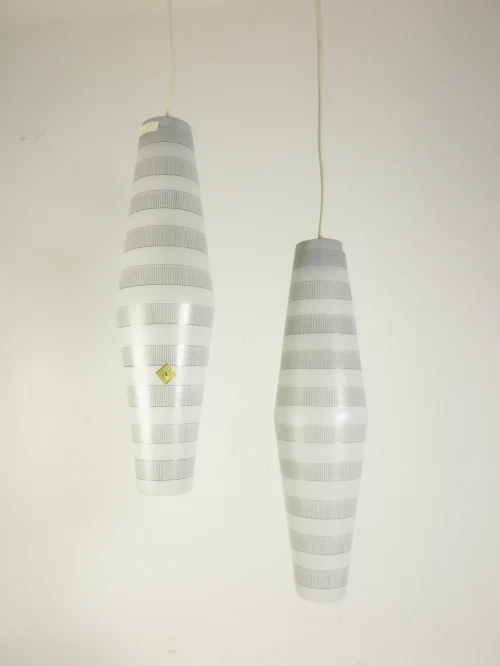 Bild 1 von plafonnier des années 70, lampe en verre Doria
