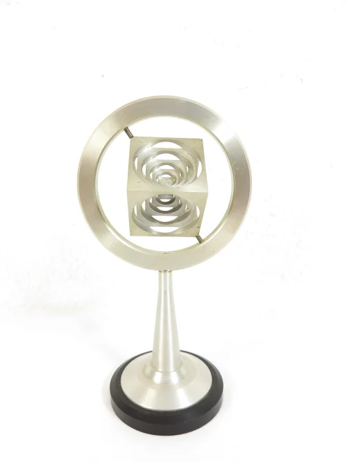 Bild 1 von cube de gymnastique de 70, figure avec cube tournant