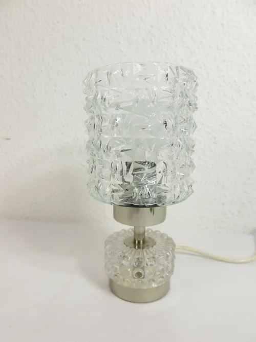 Bild 1 von lampe de table des années 70, lampe de chevet